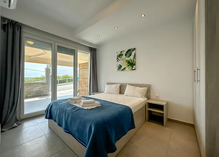 Blue Horizon 7 شقة Nea Kallikrateia