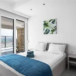 Blue Horizon 7 Apartament *