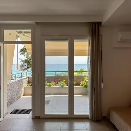 Apartment Blue Horizon 7 *